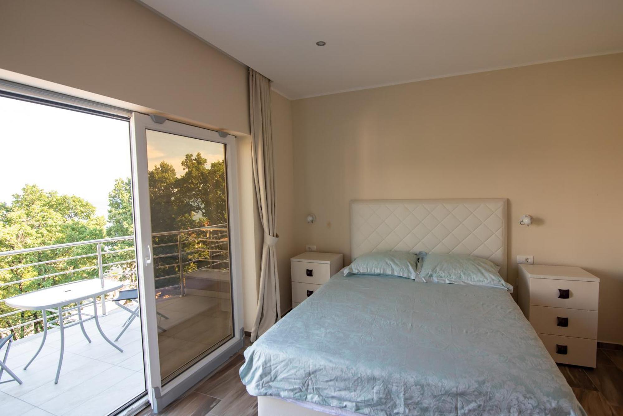 Guest House Manuela Opatija Exterior photo